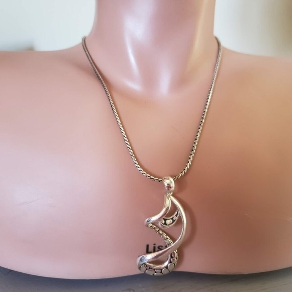 Vintage Silver Tone Necklace Y2K 2000s Octopus Tentacle Futurecore Futuristic